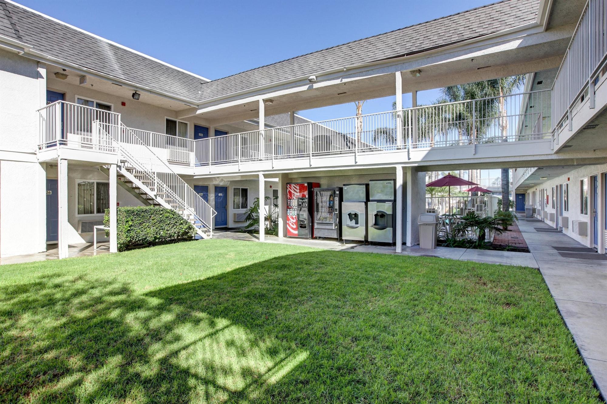 Motel 6-Westminster, Ca - North Εξωτερικό φωτογραφία